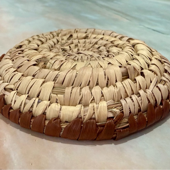 5/$20 Hand woven traditional palm fiber basket, NWOT - Picture 3 of 7